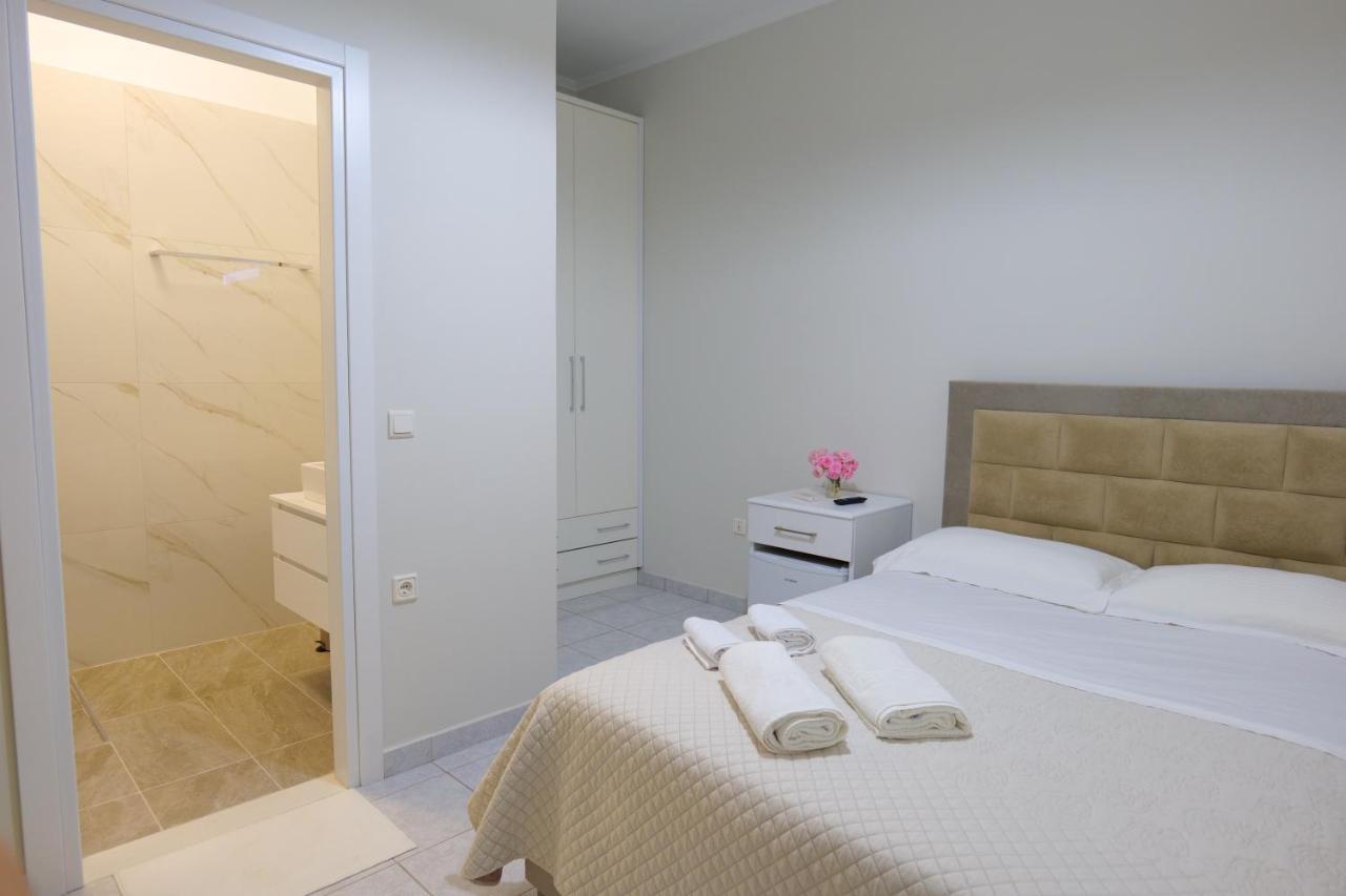 Lodge Landscape Saranda